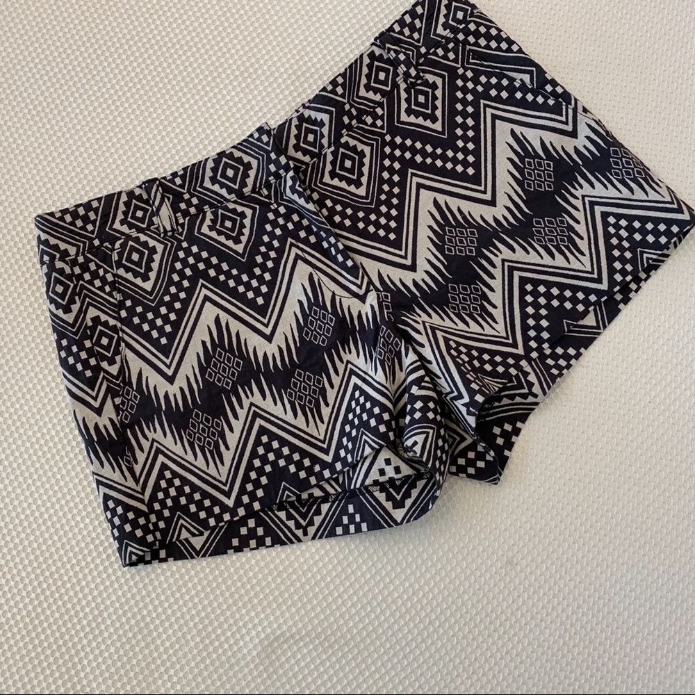 J. Crew Black White Aztec Print Shorts, NWOT - Picture 2 of 8